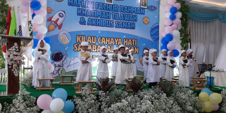 KIAT-KIAT MENCETAK GENERASI ANDALAN Bag. 1