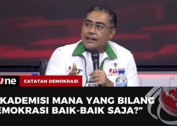 AKADEMISI MANA YANG BILANG DEMOKRASI BAIK-BAIK SAJA?